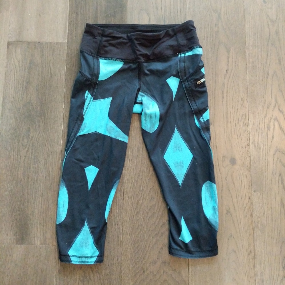 Lululemon Crop leggings - size 4